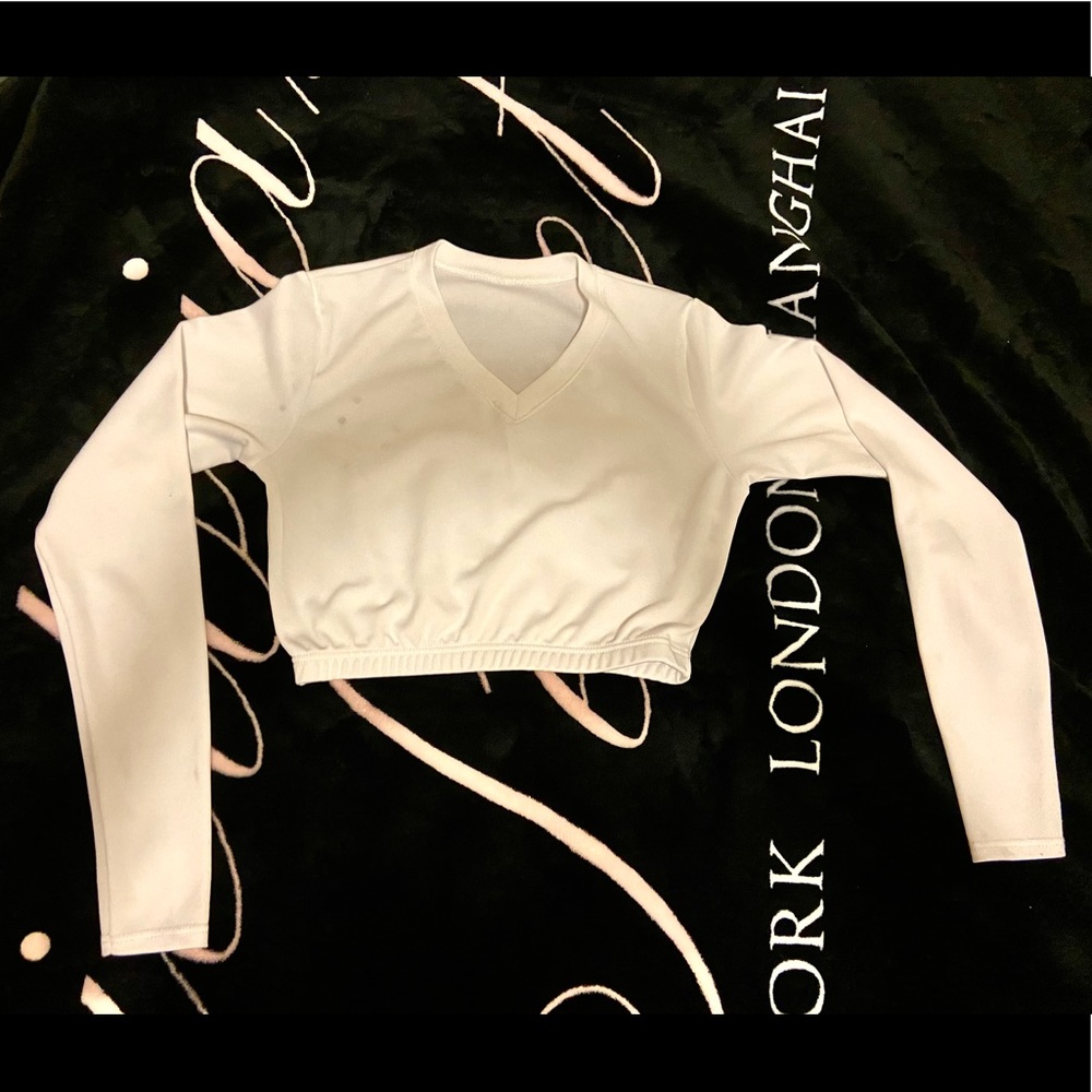Pizzazz basic white cropped long sleeve.